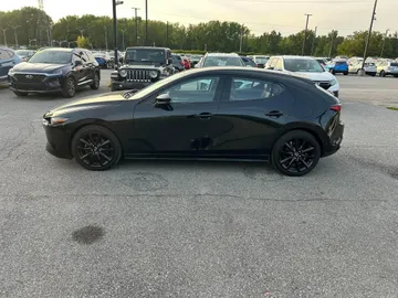 2020 Mazda Mazda3 Sport - image 6
