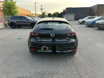 2020 Mazda Mazda3 Sport - image 4