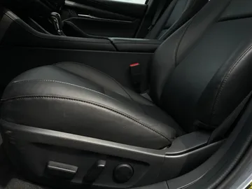 2025 Mazda 3 - image 25