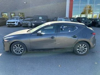2024 Mazda Mazda3 Sport - image 4