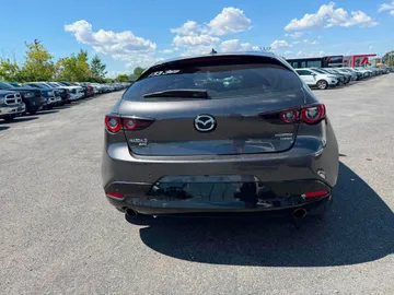 2022 Mazda Mazda3 Sport - image 6