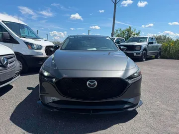 2022 Mazda Mazda3 Sport - image 2