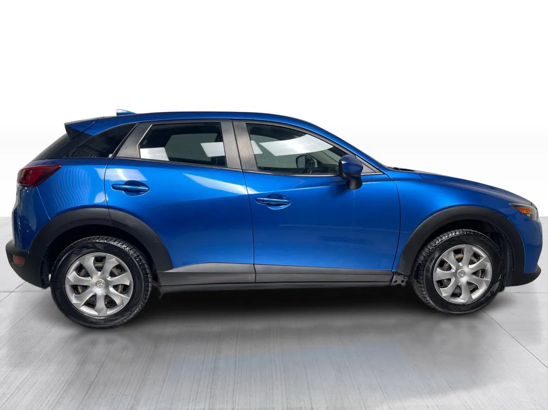 2017 Mazda CX-3 — photo 2
