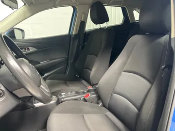 2017 Mazda CX-3 - image 3