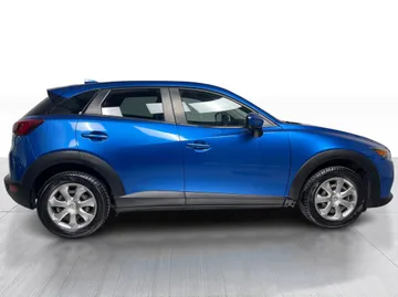 2017 Mazda CX-3 - image 2