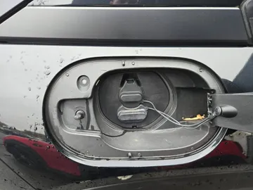 2022 Mazda MX-30 EV - image 10