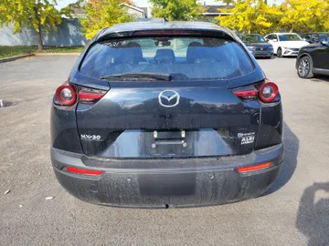 2022 Mazda MX-30 EV - image 6