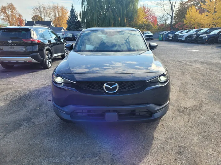 2022 Mazda MX-30 EV - image principale