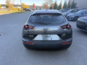 2022 Mazda MX-30 EV - image 6
