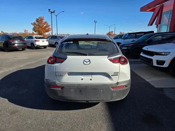 2022 Mazda MX-30 EV - image 6