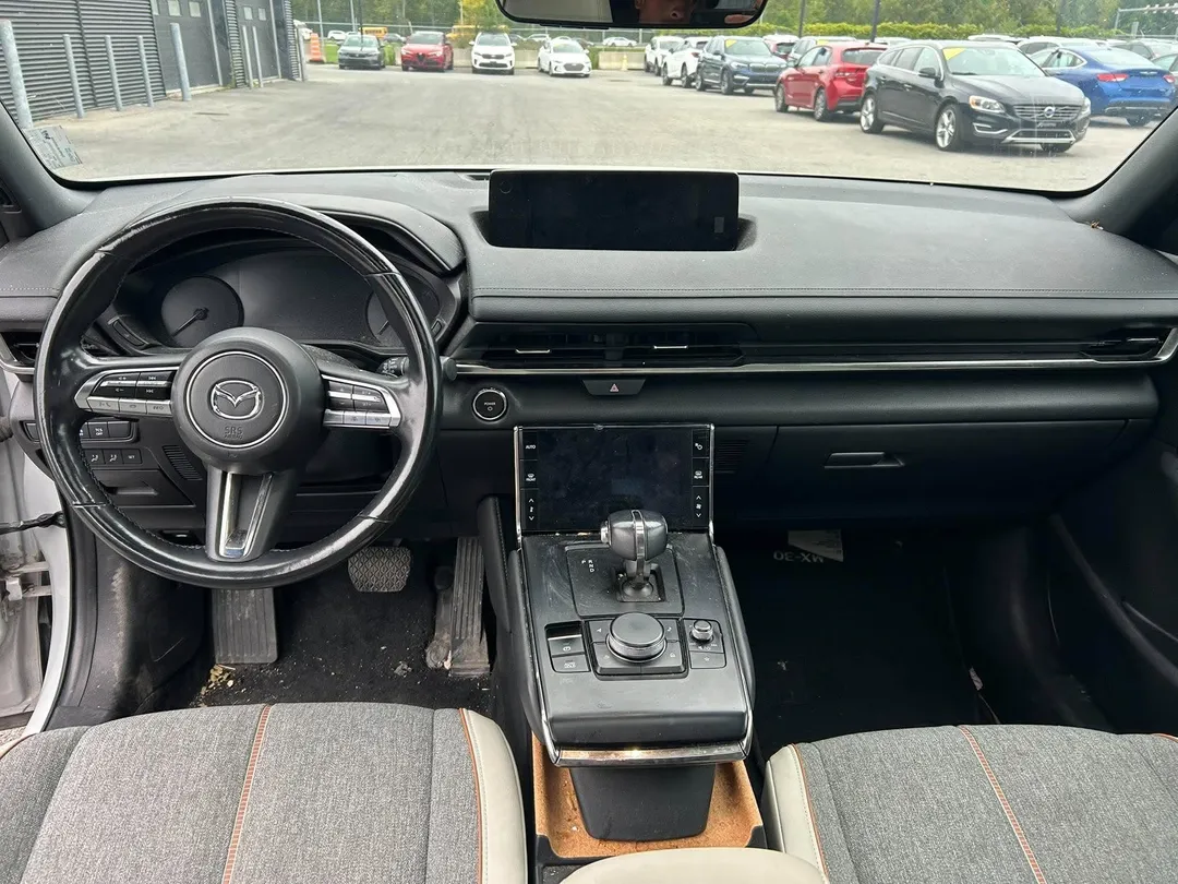 2022 Mazda MX-30 EV GT, photo 8