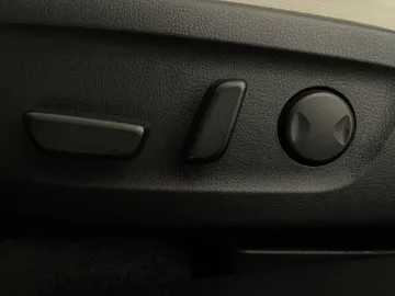 2022 Mazda MX-30 EV - image 25