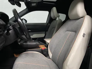 2022 Mazda MX-30 EV - image 3