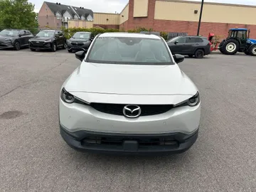 2022 Mazda MX-30 EV - image 2