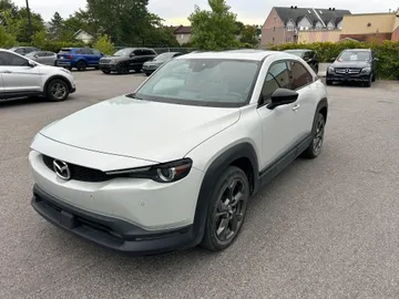 2022 Mazda MX-30 EV - image 3