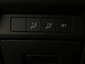 2022 Mazda MX-30 EV - image 17