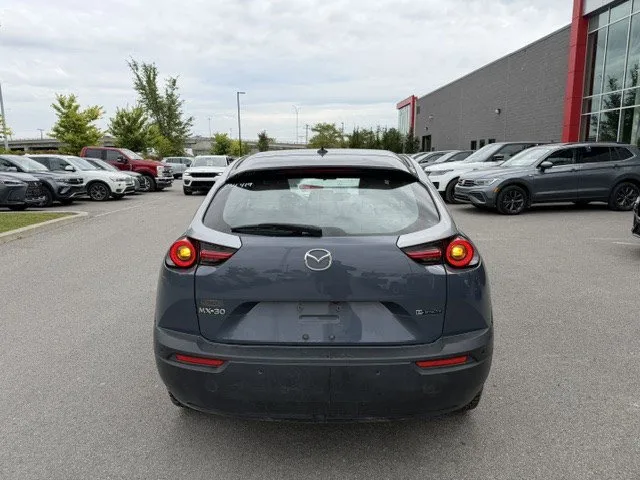 2022 Mazda MX-30 EV GT, photo 5