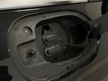 2022 Mazda MX-30 EV - image 19