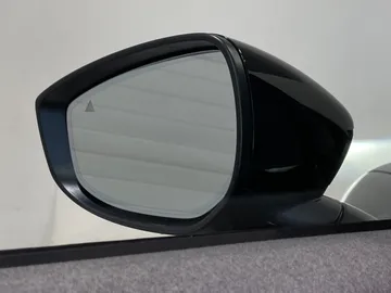 2022 Mazda MX-30 EV - image 18