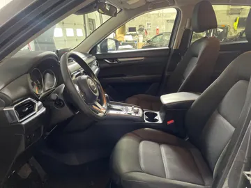 2020 Mazda CX-5 - image 3