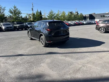 2021 Mazda CX-5 - image 3