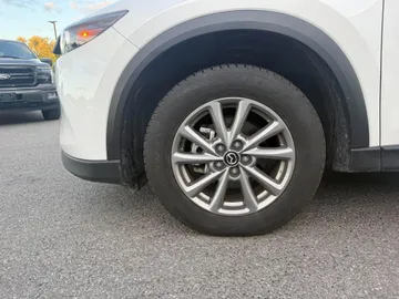 2025 Mazda CX-5 - image 7