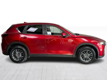 2017 Mazda CX-5 - image 2