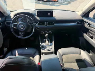 2022 Mazda CX-5 - image 9