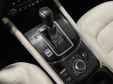 2020 Mazda CX-5 - image 32