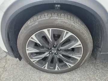 2024 Mazda CX-90 PHEV - image 7