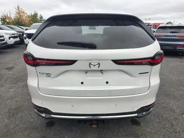 2024 Mazda CX-90 PHEV - image 6