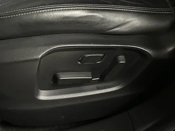 2023 Mazda CX-9 - image 25
