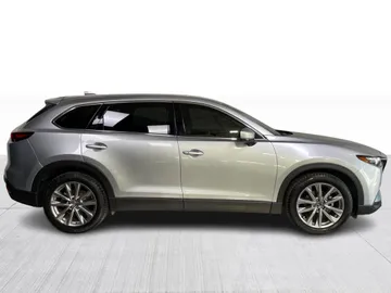2022 Mazda CX-9 - image 2