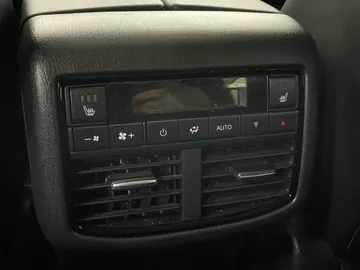 2022 Mazda CX-9 - image 26