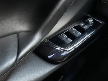 2017 Mazda CX-9 - image 25