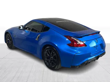 2018 Nissan 370Z Coupe - image 10