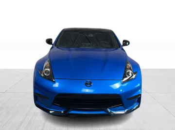 2018 Nissan 370Z Coupe - image 7