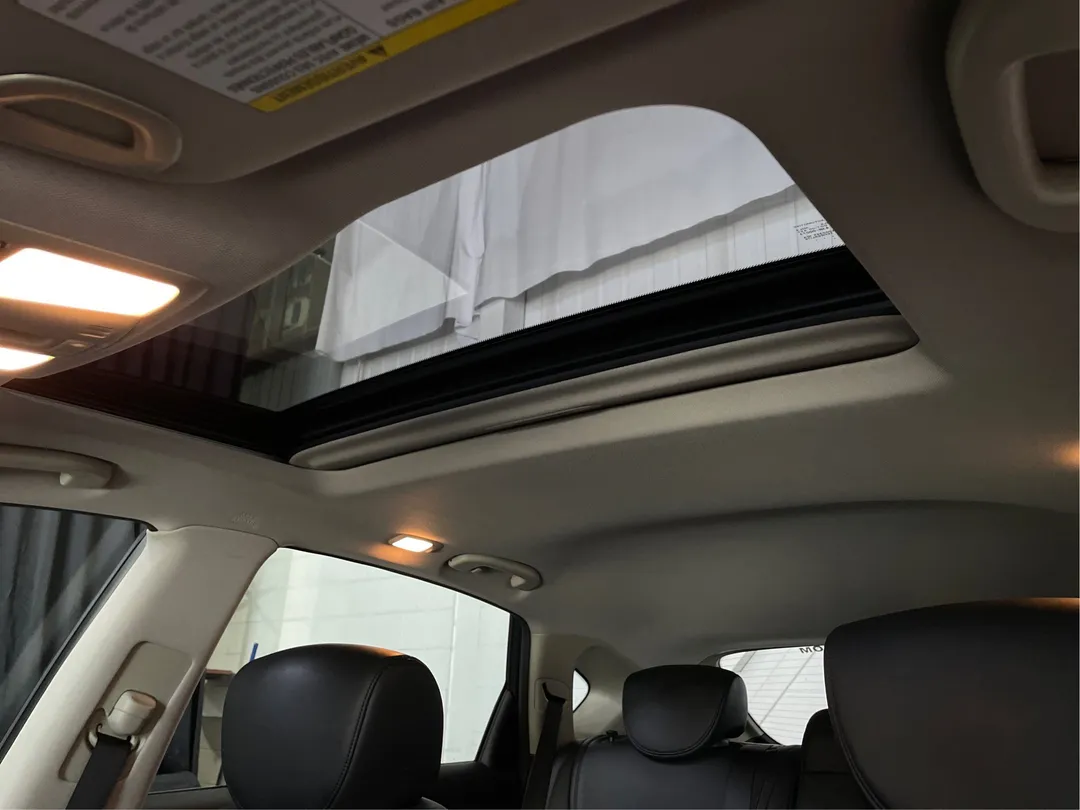 2017 INFINITI QX50 — photo 5