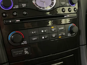 2017 INFINITI QX50 - image 21