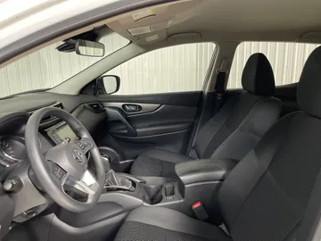 2023 Nissan Qashqai - image 3