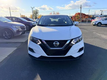 2023 Nissan Qashqai - image 2