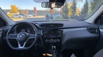 2023 Nissan Qashqai - image 9