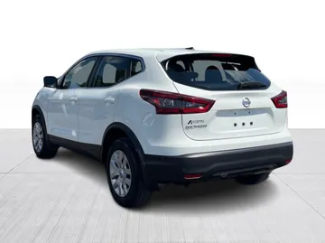2021 Nissan Qashqai - image 10