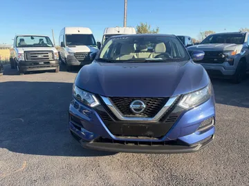 2023 Nissan Qashqai - image 2