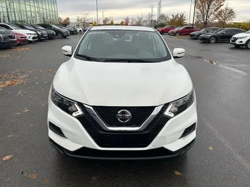 2023 Nissan Qashqai - image 2