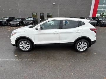 2023 Nissan Qashqai - image 4