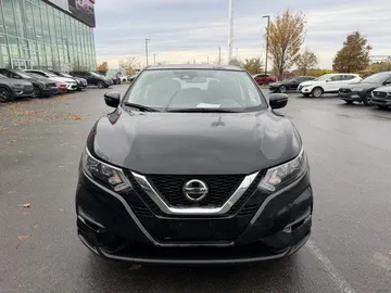 2023 Nissan Qashqai - image 2