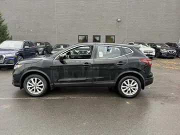 2023 Nissan Qashqai - image 4
