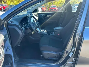 2023 Nissan Qashqai - image 8