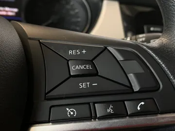 2022 Nissan Qashqai - image 25